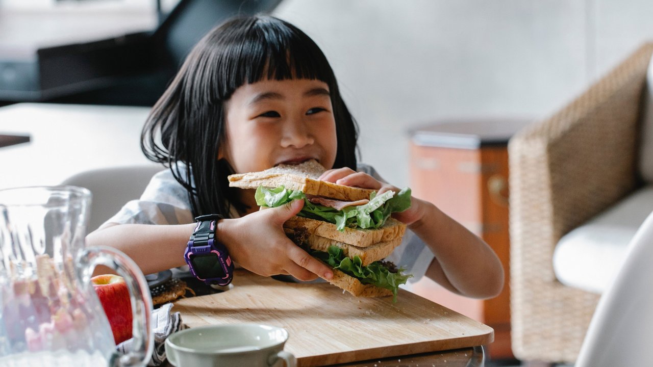 Chicken and fennel sandwich