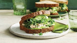 Japanese-style tuna and avocado sandwich