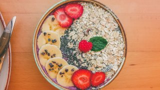 Quick-fix: Rolled oats with chia seeds and banana